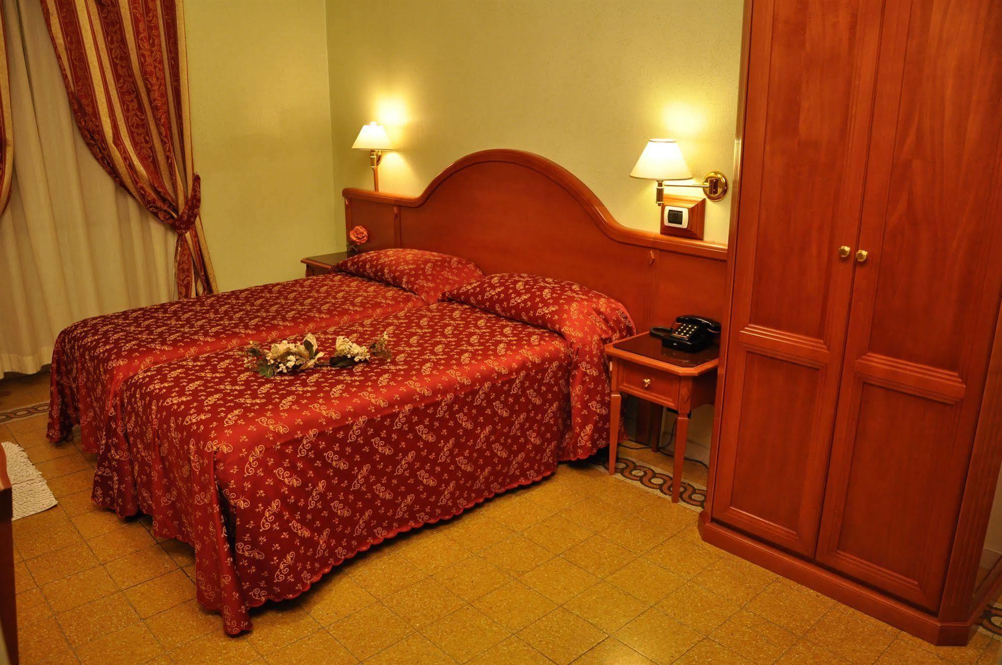 Albergo Sandra Róma Kültér fotó